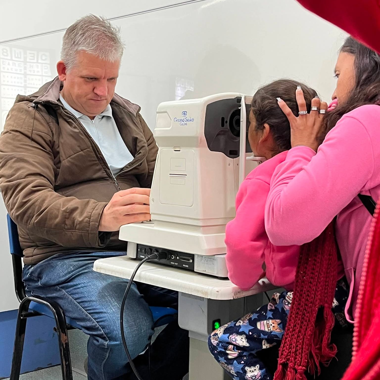 Entregaron 150 anteojos gratuitos en una nueva jornada del programa “Ver Para Ser Libres”